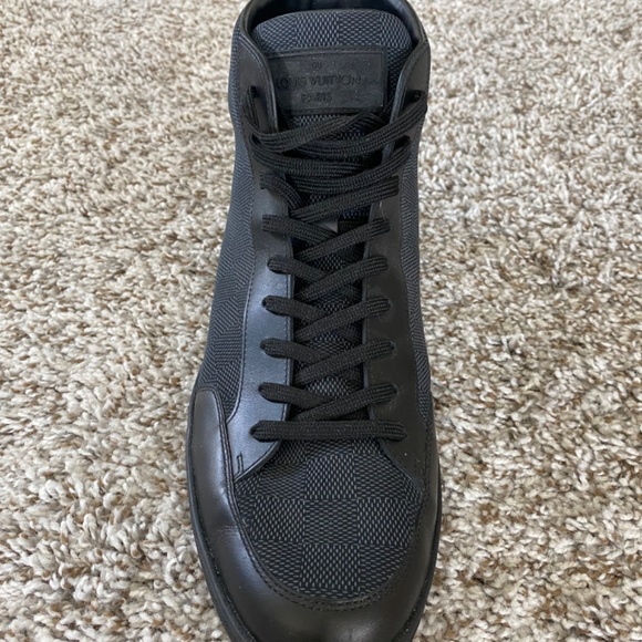 Size 9 Mens Louis Vuitton navy monogrammed sneaker/boot - Picture 5 of 8